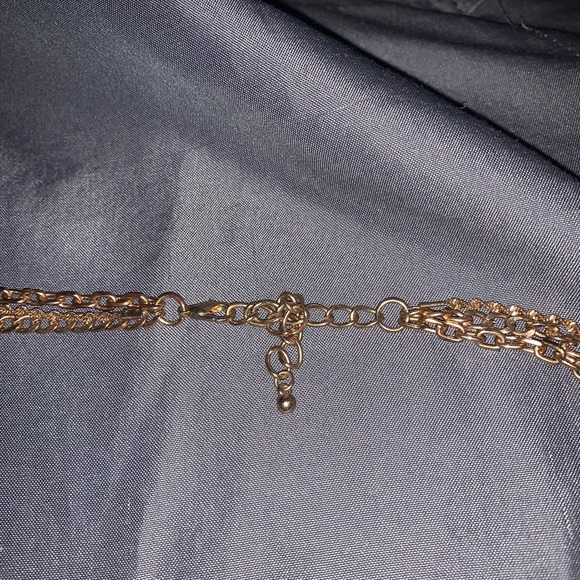 Layered gold necklace - Picture 2 of 2